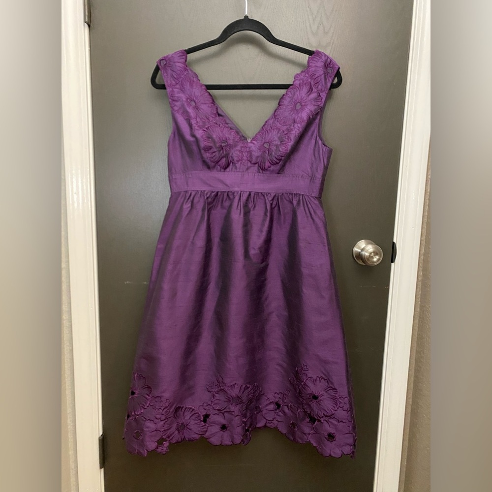 Adrianna Papell Womens Size 4 Slik Blend Sleeveless Laser Cut Dress Purple